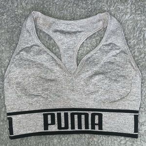 Puma sports bra✨
